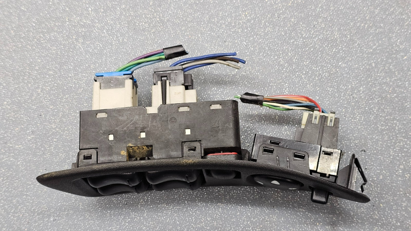 🔥97-03 MALIBU LEFT DRIVER MASTER POWER WINDOW SWITCH CONTROL ASSEMBLY BLACK OEM