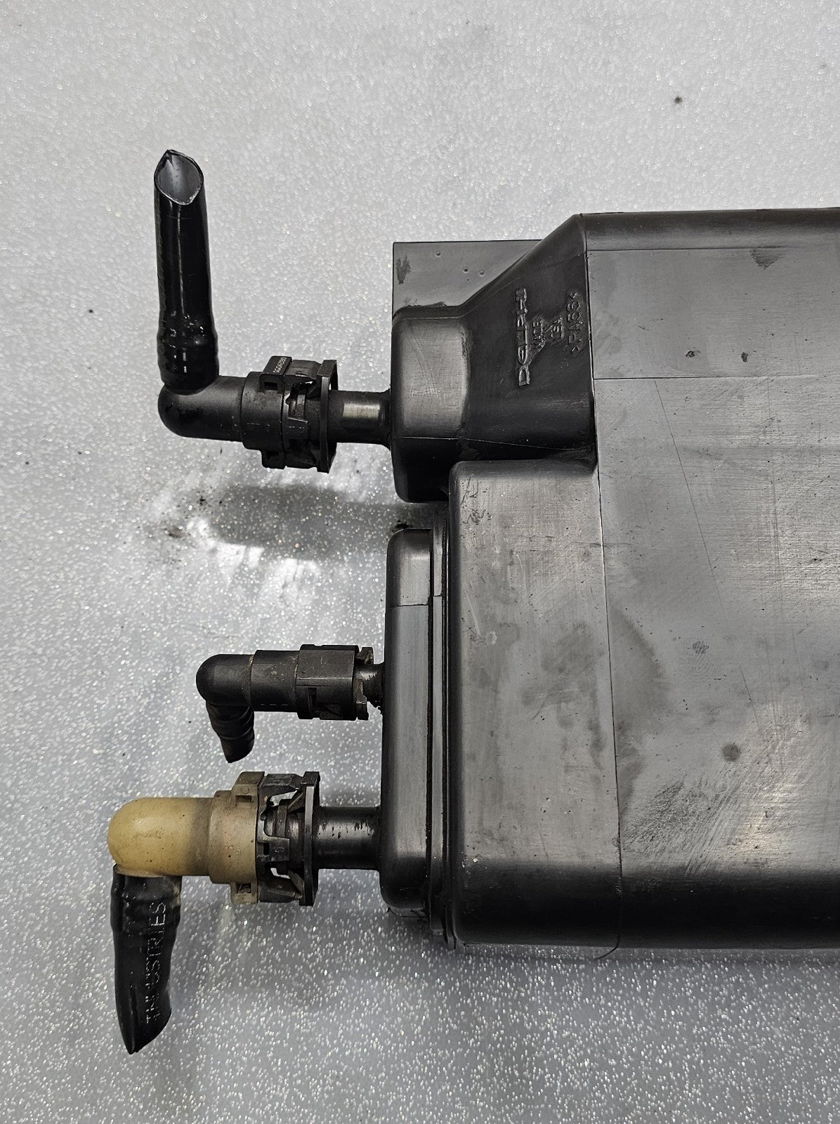 🔥04-20 Silverado Sierra Express FUEL VAPOR CHARCOAL EVAP EMMISION CANISTER OEM