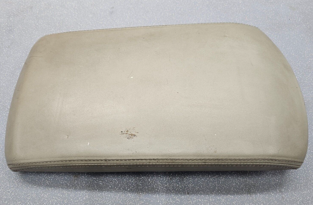 04-07 Infiniti QX56 Center Console Lid Box Armrest Cover Leather Top Pad LT TAN