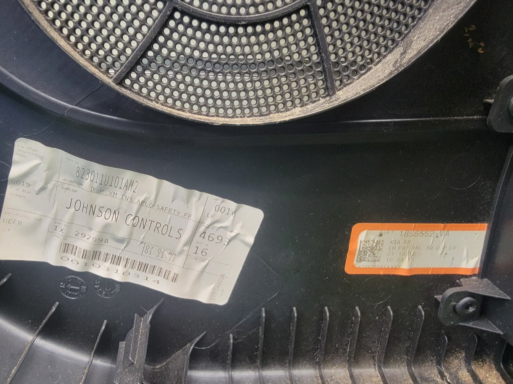 🔥2011-2015 Kia Sorento Front Driver Left Door Panel Luxury Oem Tested black