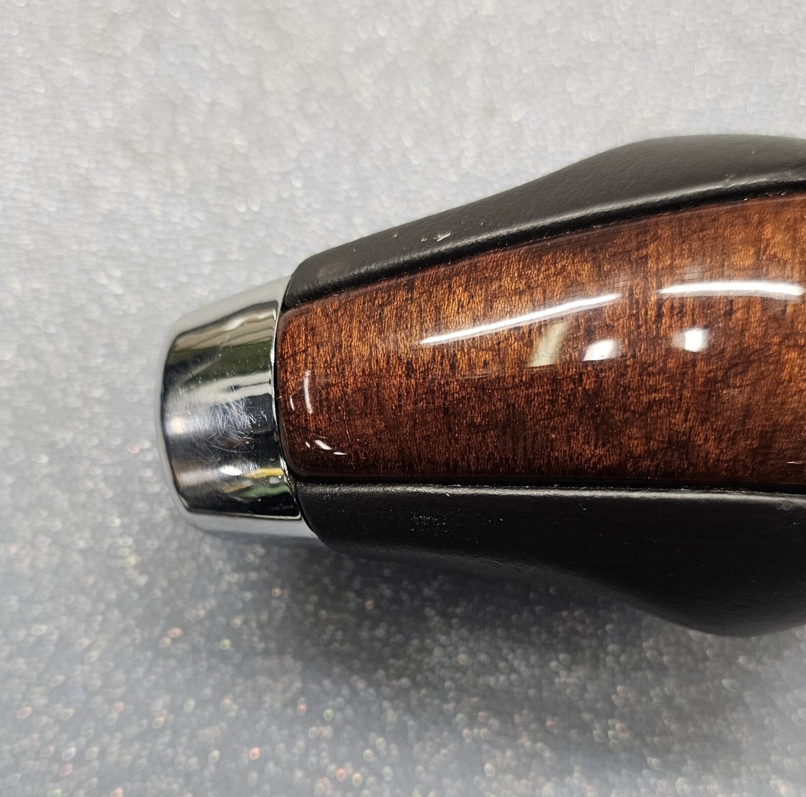 04-07 CADILLAC CTS SRX STS WOOD FRONT AUTOMATIC GEAR SHIFTER KNOB HANDLE LEATHER
