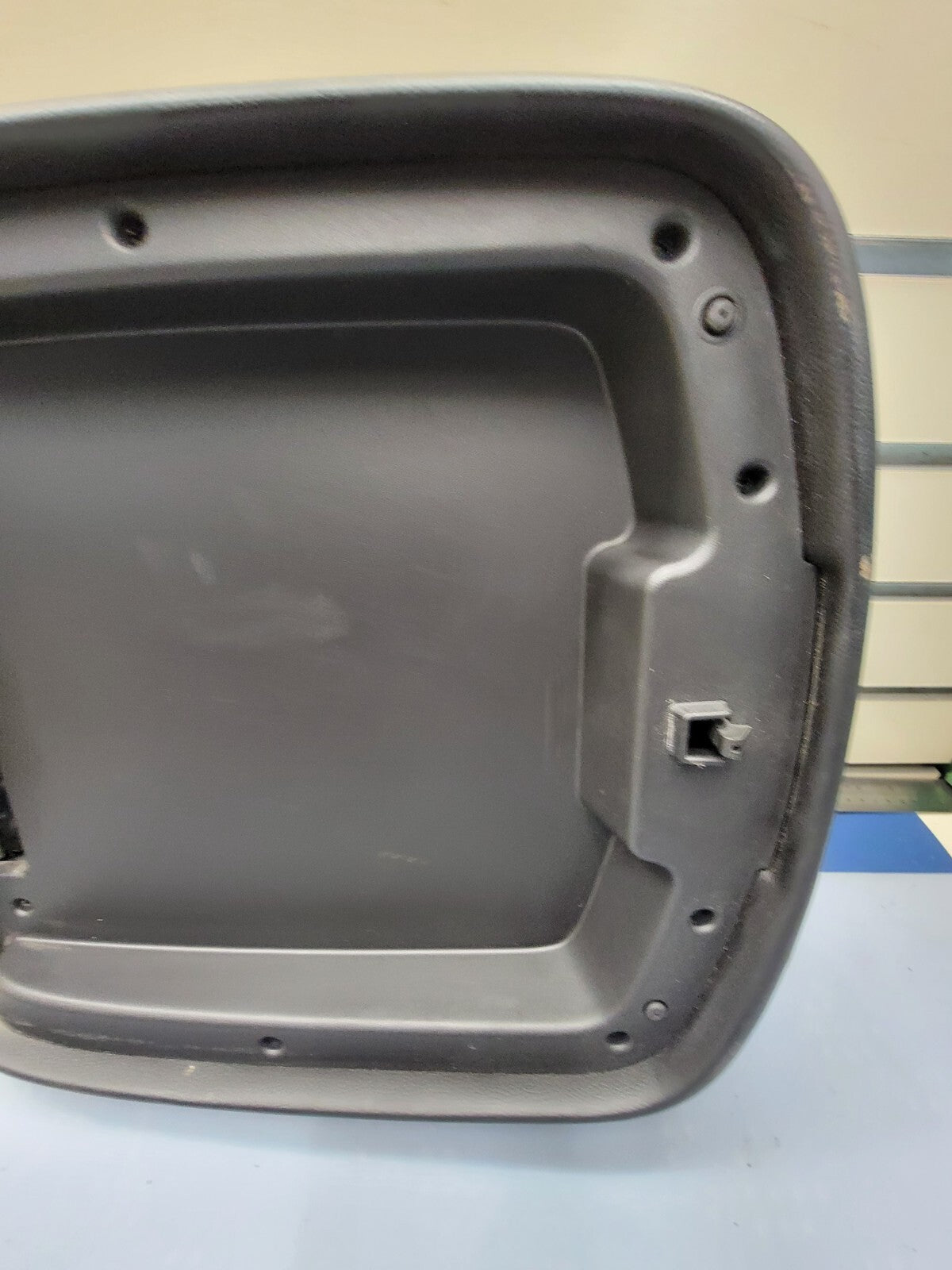 🔥07-13 Chevy Tahoe, Suburban, Yukon Leather Console Lid Armrest Cover Black JS5