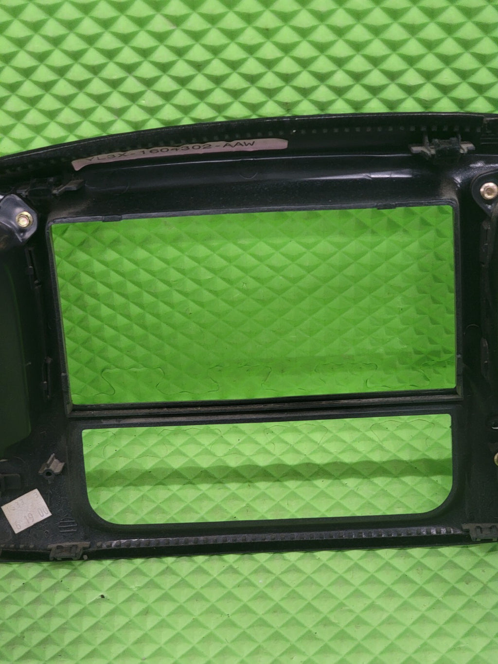 97-03Ford F150 Center Dash Radio Climate BEZEL Trim 2H 4H 4L Panel Line LT TanB1