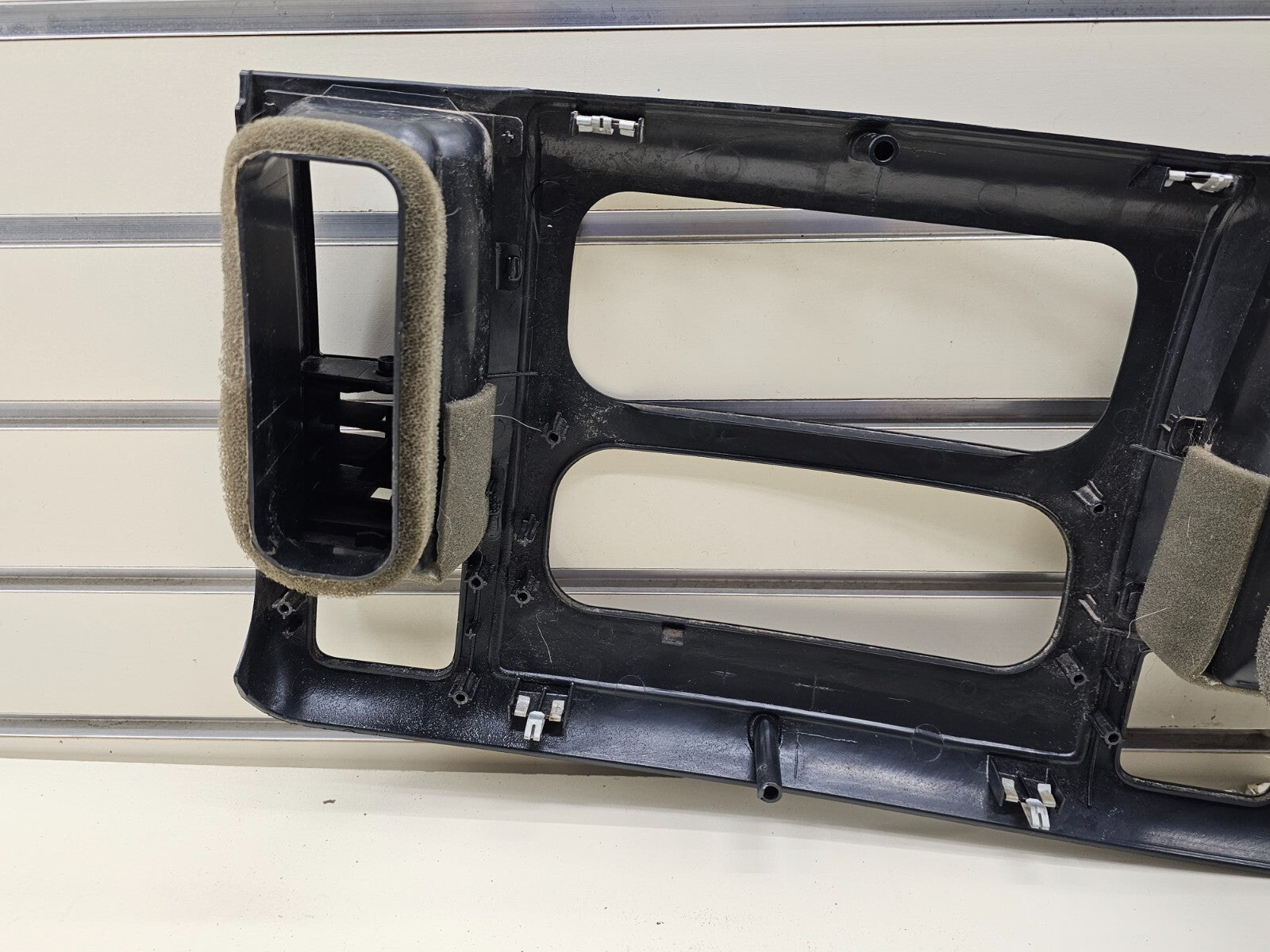 01-04 Dakota Durango Dash Instrument Cluster Speedometer Bezel Trim Panel Black