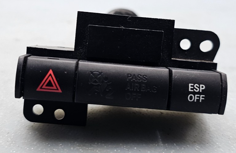 🔥05-10 Chrysler 300 Grand Caravan Hazard Warning Light Control Switch Black OEM