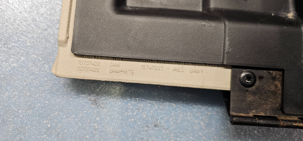 🔥99-06 SILVERADO SIERRA Dash GLOVE BOX Storage Compartment Assembly TAN G3