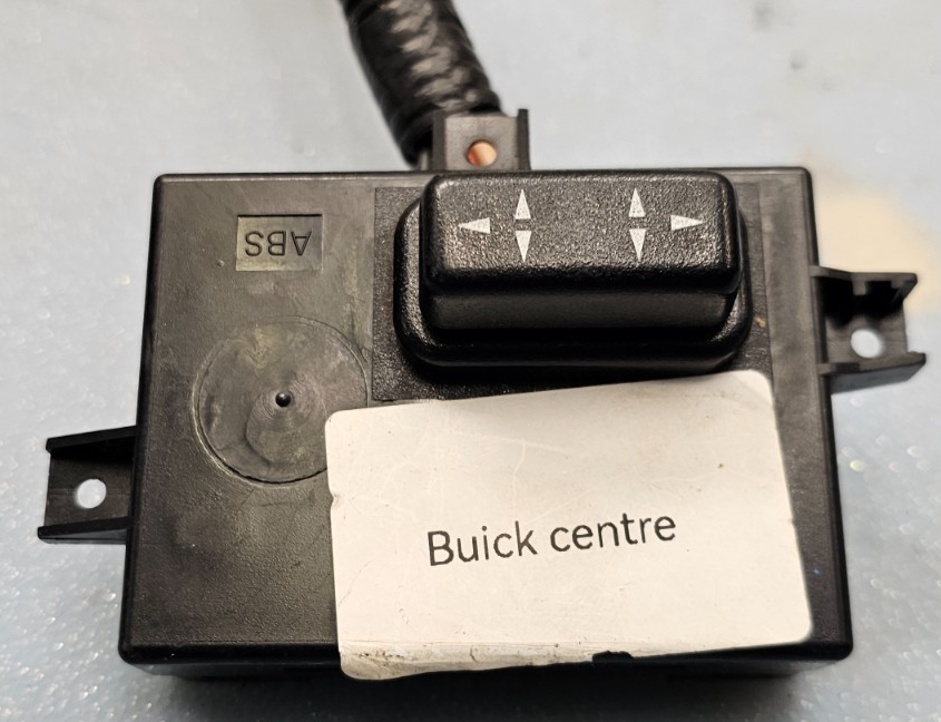 🔥1997-2005 Buick Century regal Switch Right Passenger Seat Adjuster Assembly