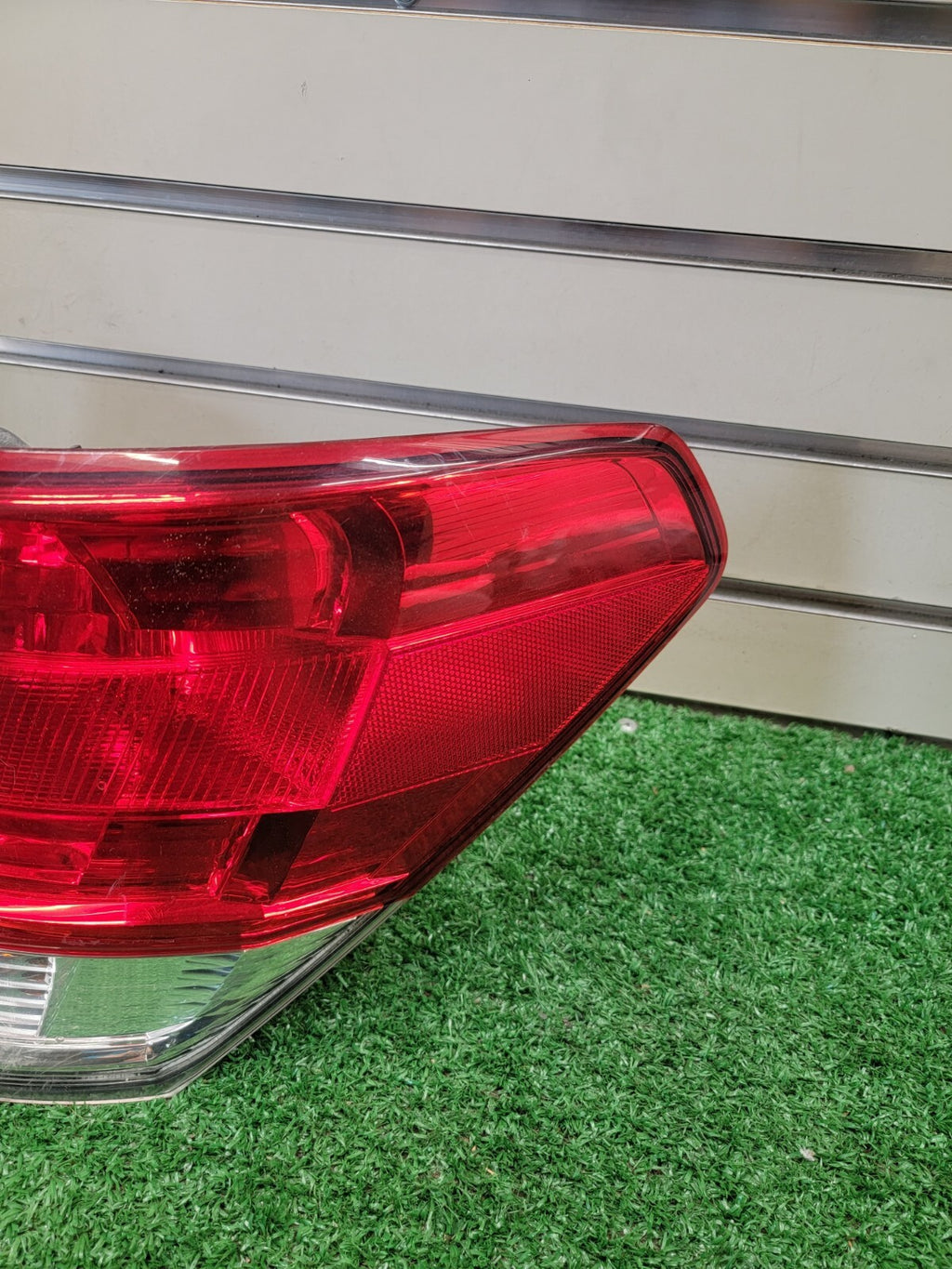 🔥10-14 Subaru Legacy Outback Tail Light Assembly Right Passenger Side Outer