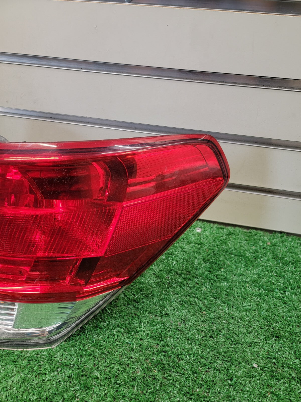 🔥10-14 Subaru Legacy Outback Tail Light Assembly Right Passenger Side Outer
