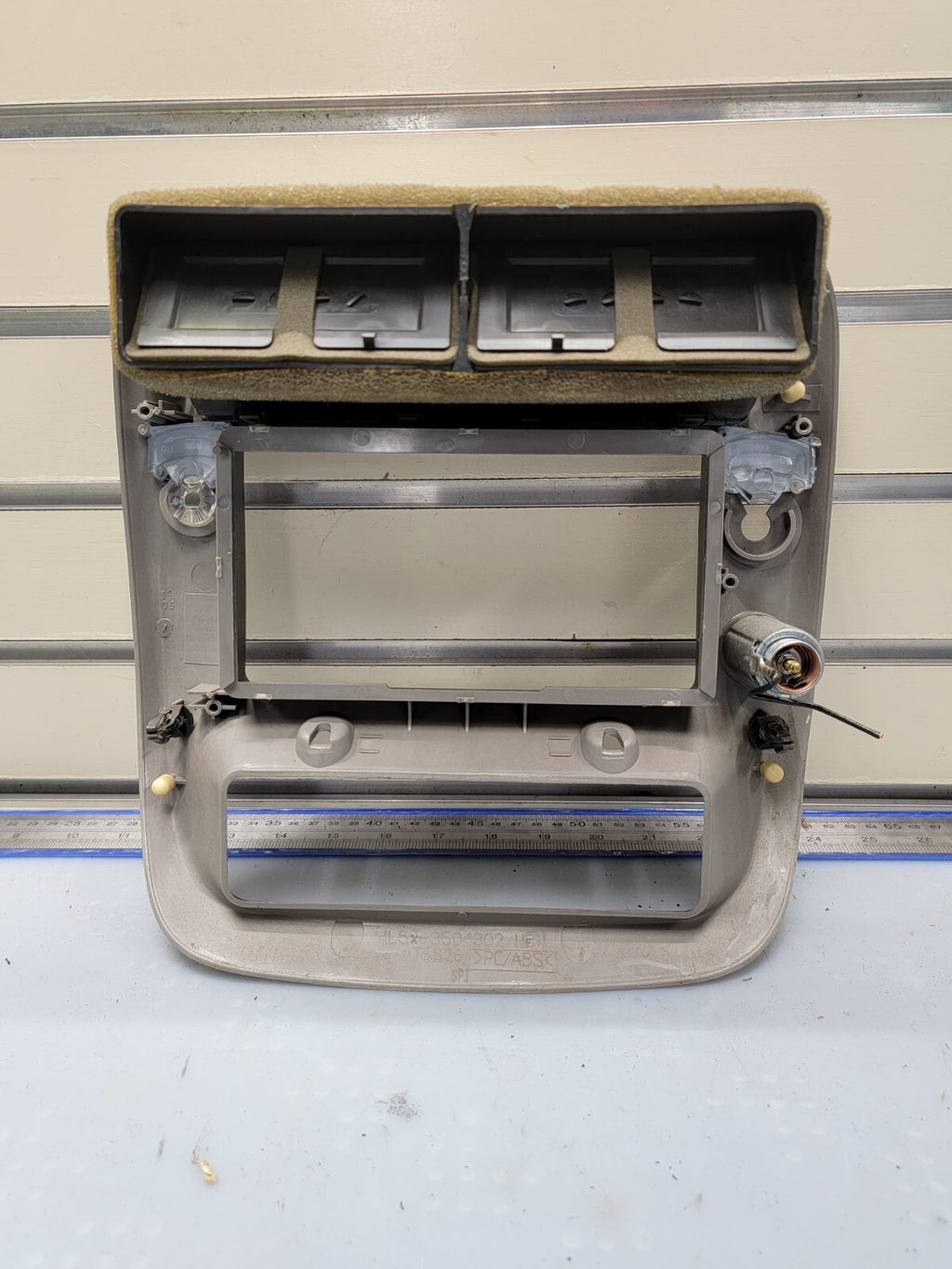 🔥95-10 Ranger EXPLORER Radio Center Dash Trim Bezel 4x4 Fog Air Vent SILVER B2