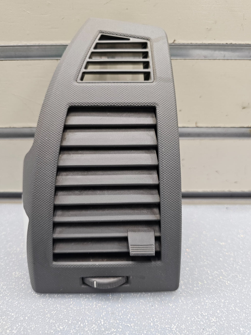 05-06 NISSAN ALTIMA DASH LEFT DRIVER AC HEATER AIR VENT FILTER CONDITIONER GRAY