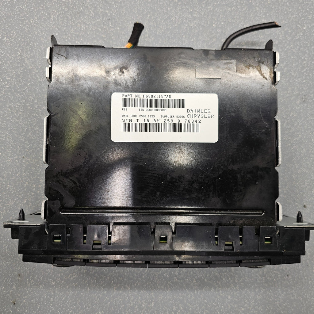 🔥09-10 Grand Caravan Liberty Dash AM FM Radio Satellite CD Player MP3 Receiver