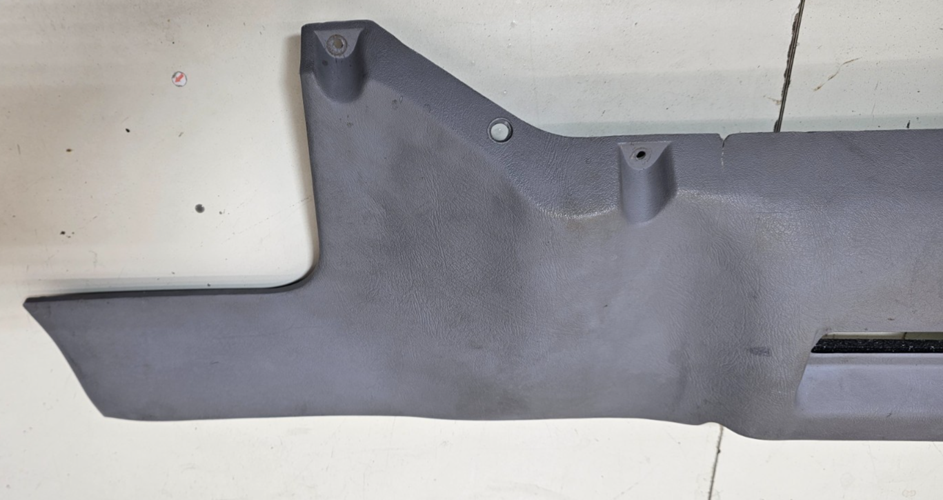 🔥95-99 CHEVY GMC TRUCK CK INSTRUMENT PANEL DASH KNEE BOLSTER PANEL GRAY OEM
