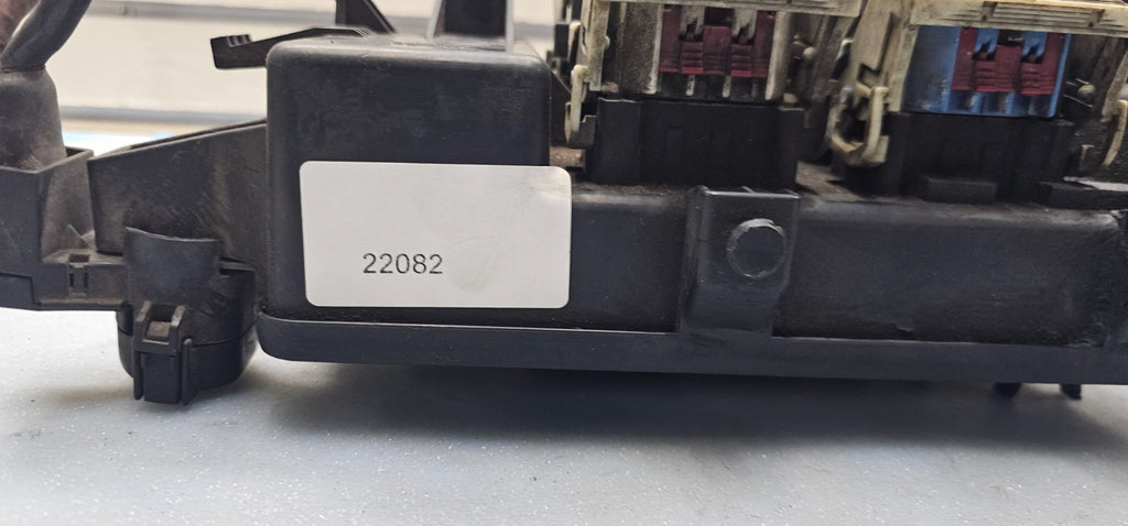 🔥02-05 DODGE RAM INTEGRATED POWER DISTRIBUTION MODULE FUSE BOX OEM