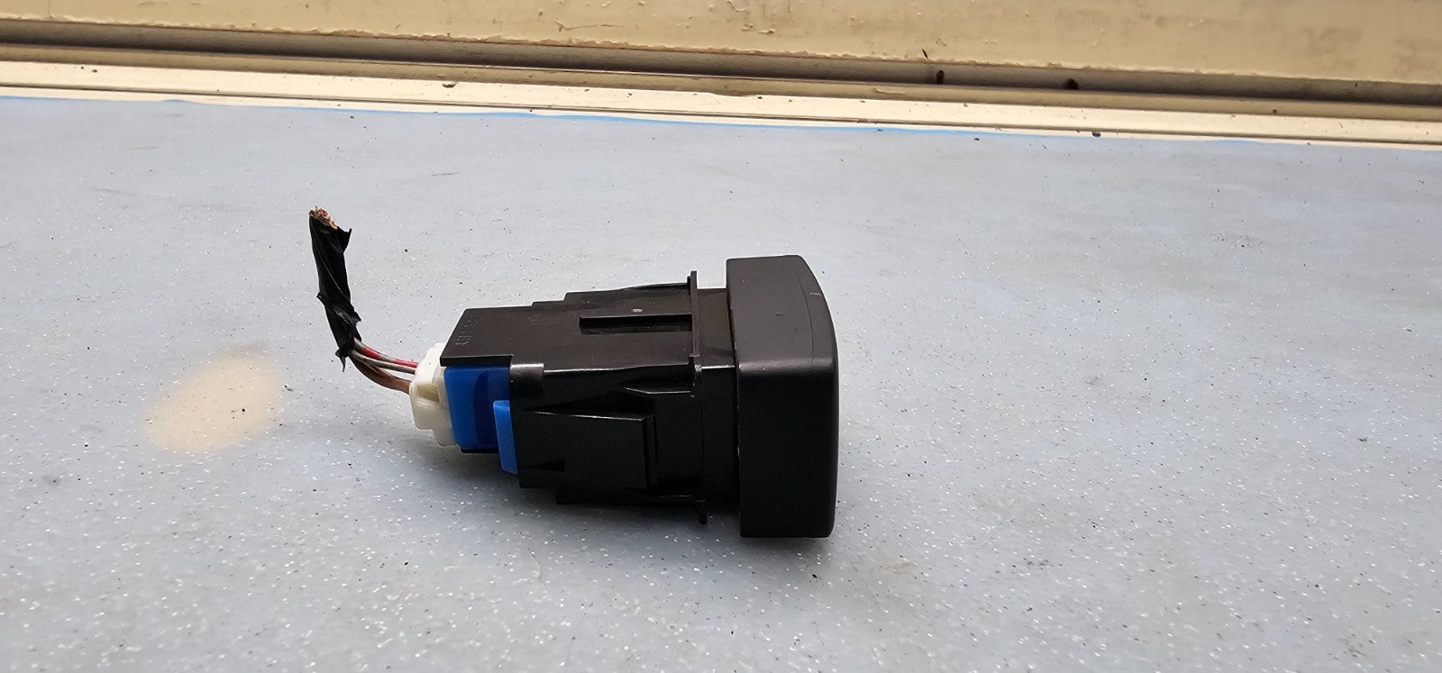 🔥05-10 Honda Odyssey Stability Control VSA Off Control Switch Button OEM
