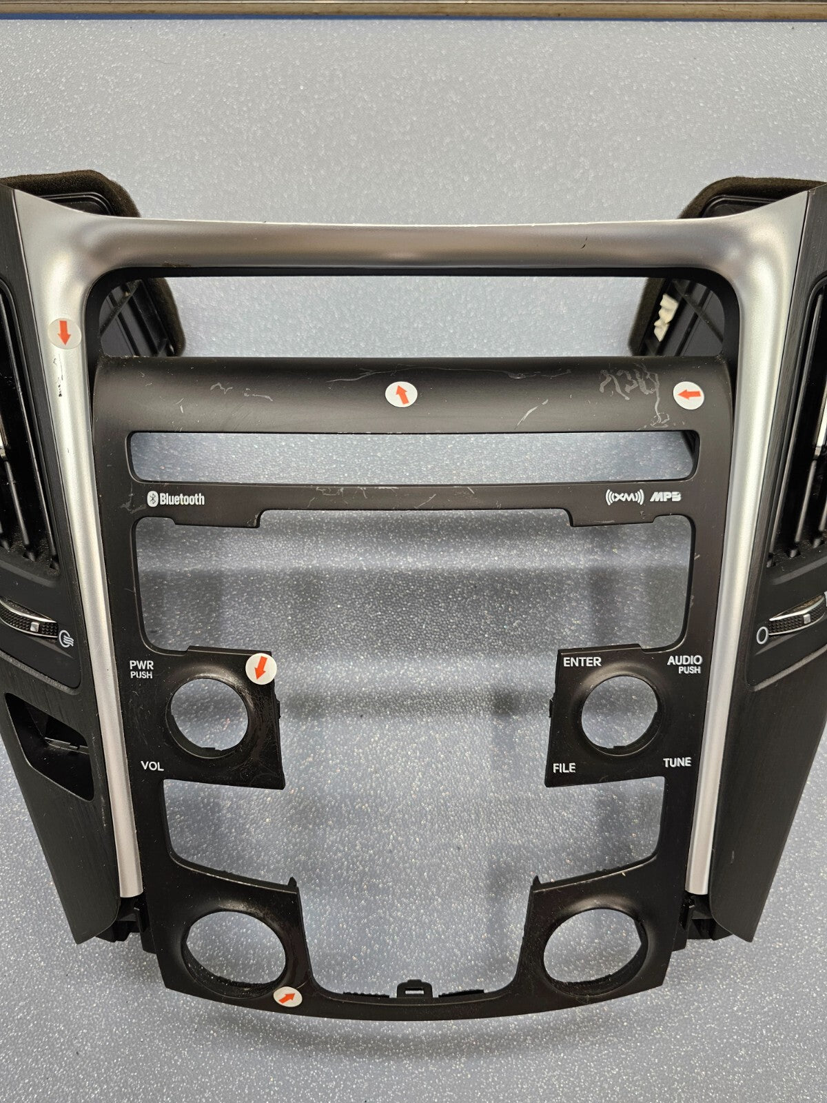 11-14 Sonata Center Dash Radio Bezel Trim Panel Climate Assembly DK GRAY/SILVER