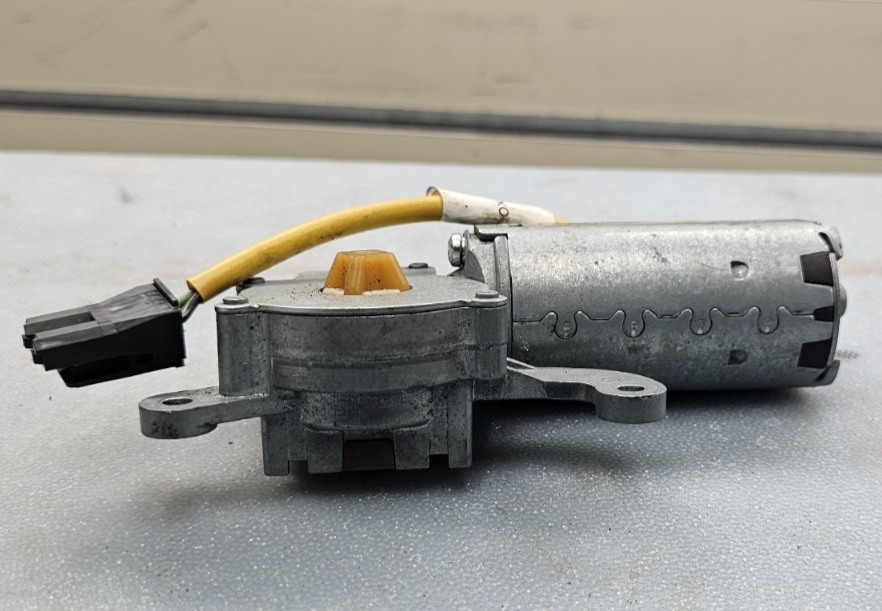 🔥08-12 JEEP LIBERTY SUNROOF SUN ROOF MOONROOF POWER MOTOR ASSEMBLY OEM