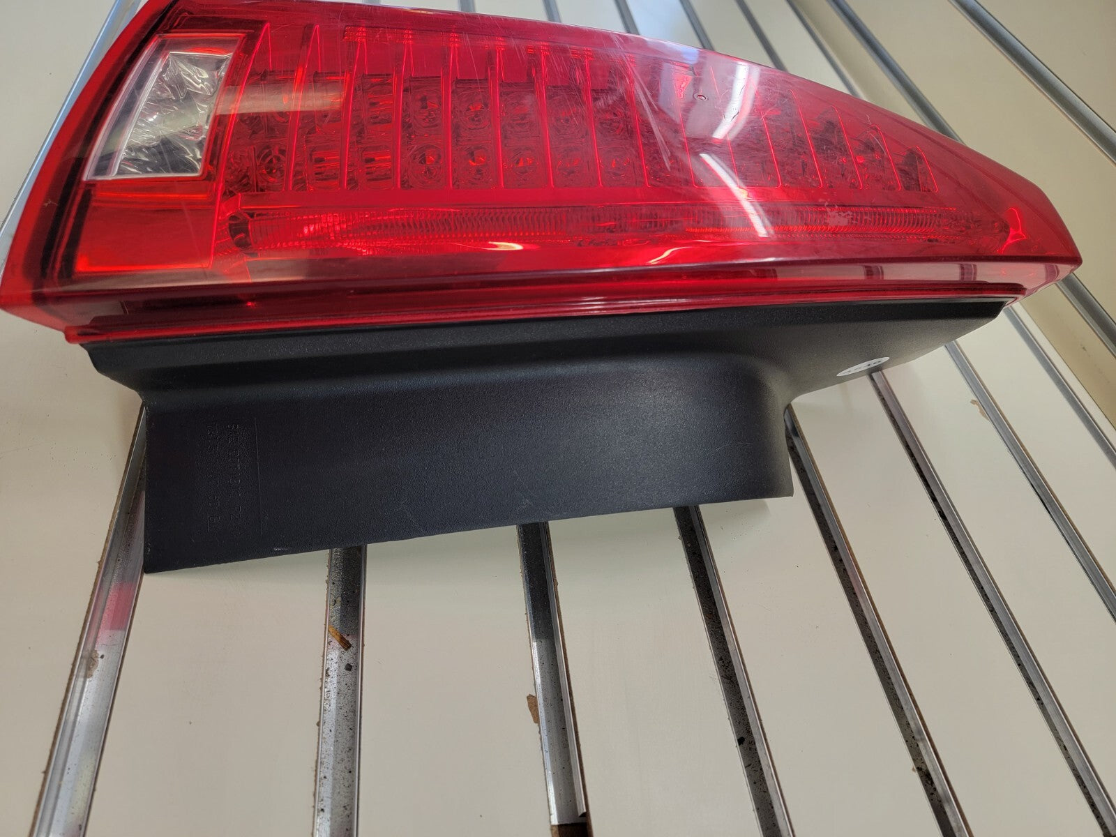 🔥2008-2013 Cadillac CTS Sedan Taillight Lamp Assembly Driver Side Left