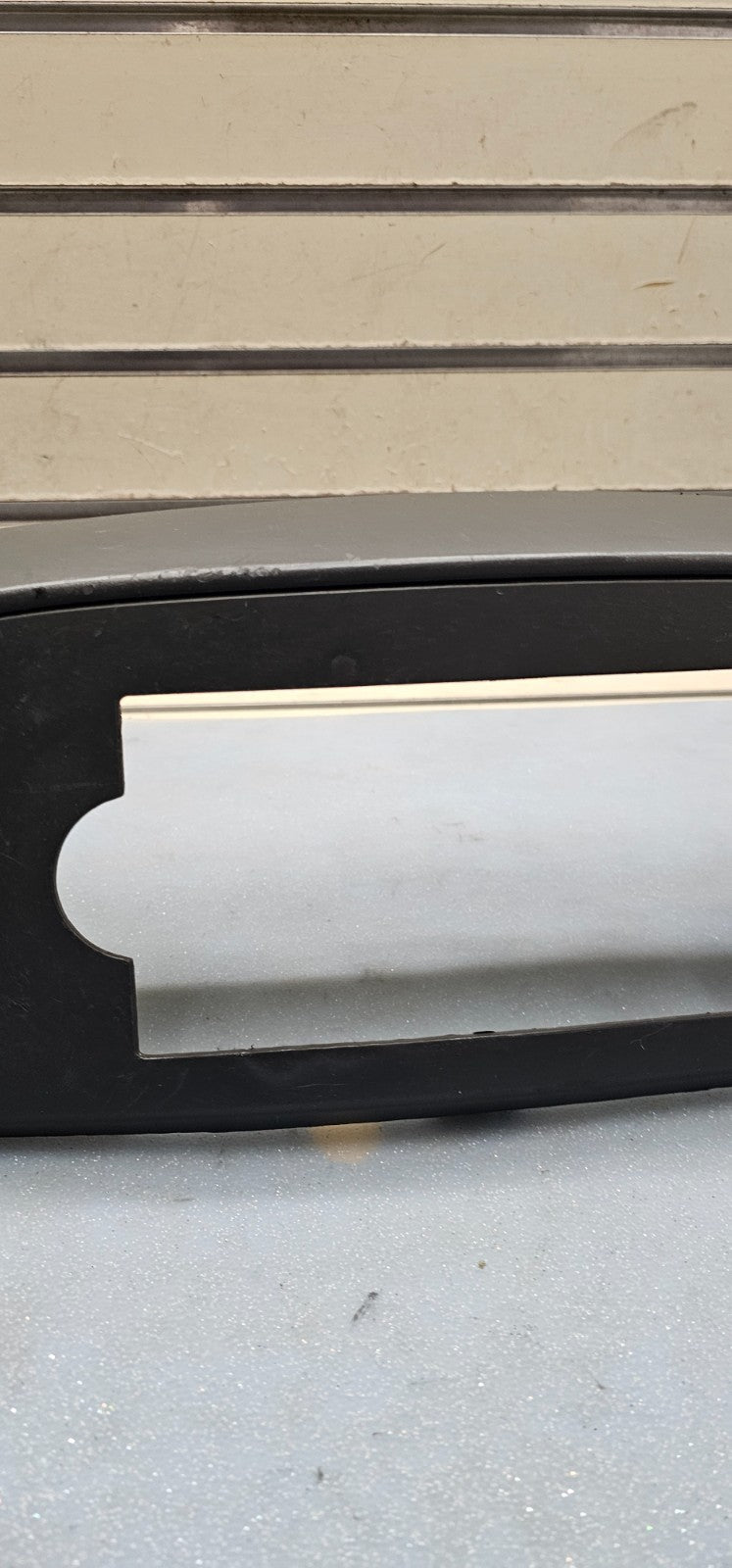 🔥05-07 Grand Cherokee Center Radio Dash Bezel Trim Panel Surround Balck B30