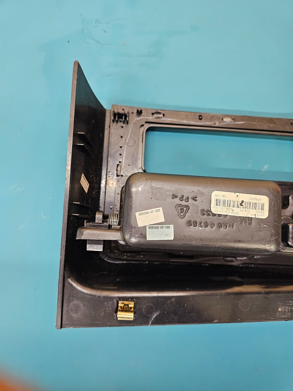 🔥03-06 chevy Silverado Sierra Center Console Upper Trim Panel Bezel GRAY/WOOD