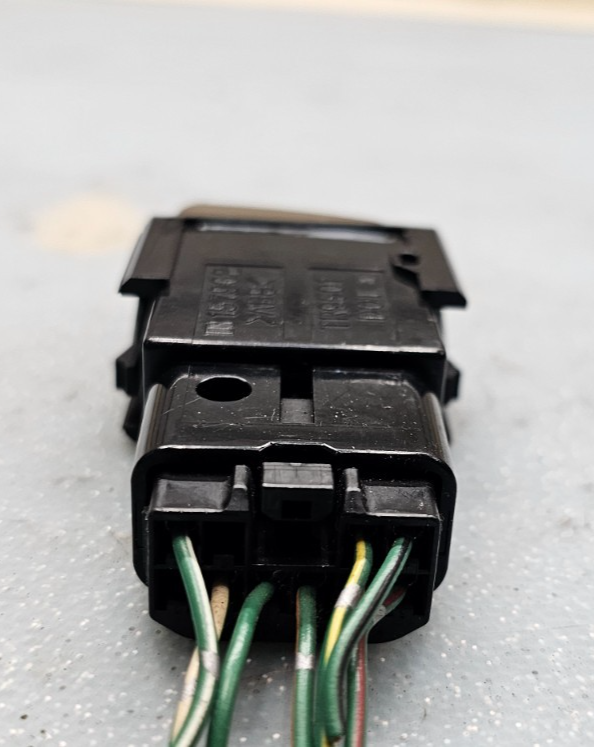 98-02 COROLLA 05-10 AVALON HAZARD EMERGENCY LIGHT SWITCH DRIVER ASSEMBLY DK TAN