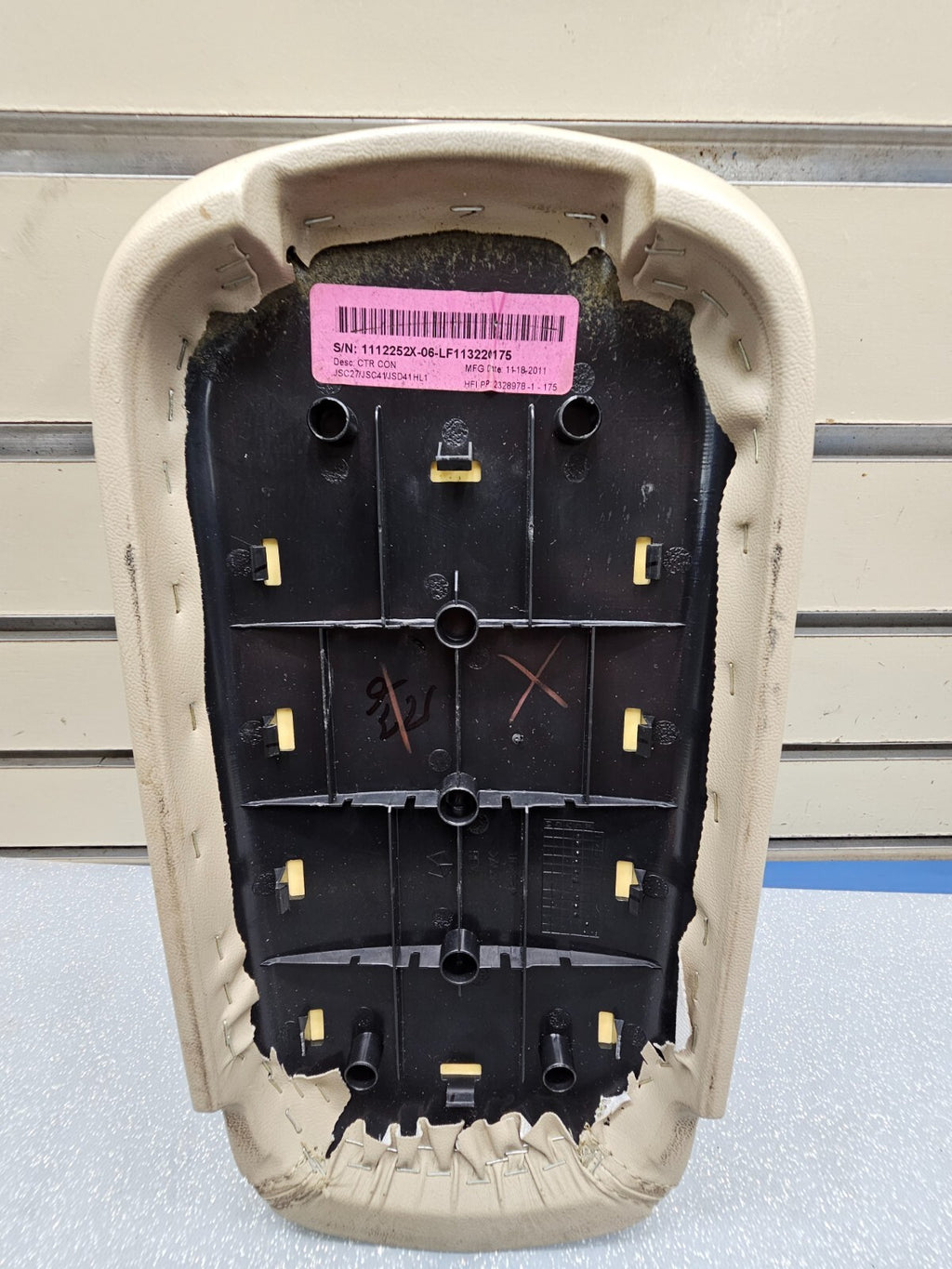 🔥11-14 OEM Chrysler 200 Front Center Console Lid Arm Rest Cover Leather Tan OEM