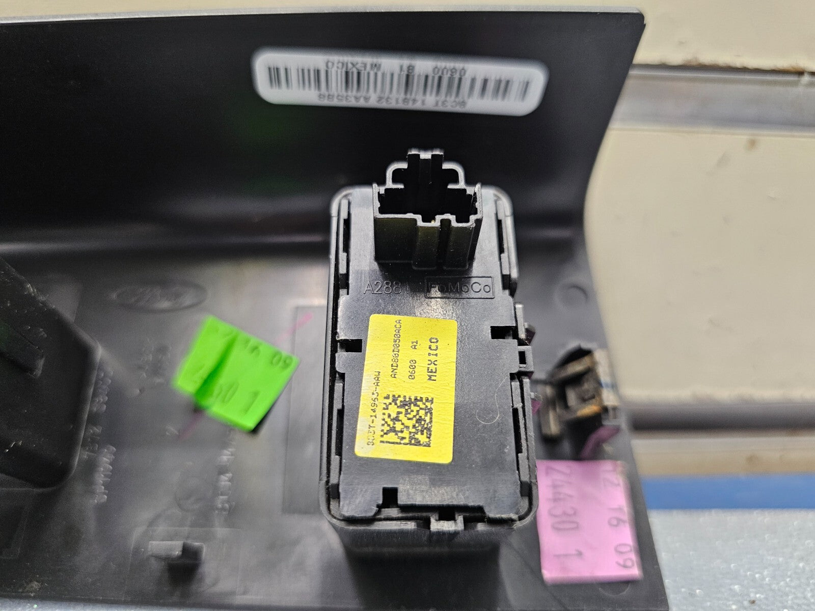 🔥08-10 FORD F250 F350 SD FRONT RIGHT PASSENGER DOOR WINDOW SWITCH LOCK BLACK