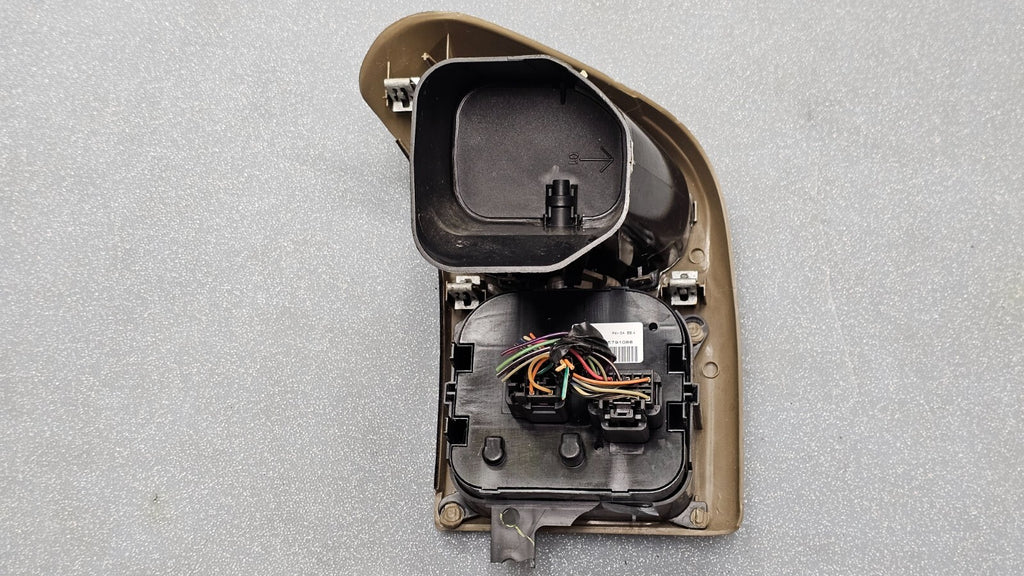 04-07 Buick Rainier Dash Left Driver Headlight Switch Air Vent Heater Panel Tan