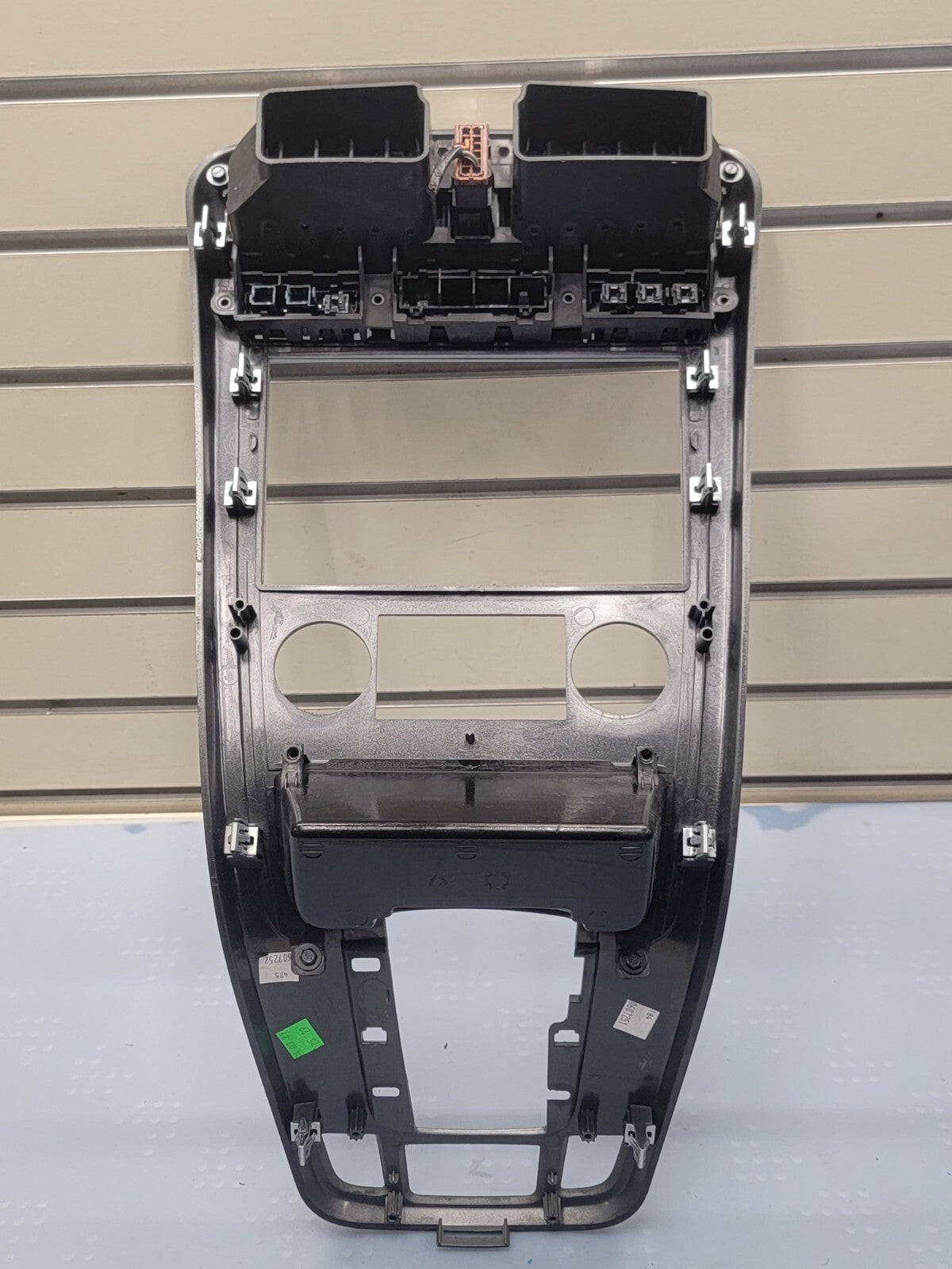 🔥07-09 Chevrolet Equinox Center Dash Radio Climate Bezel Surround Trim TAN
