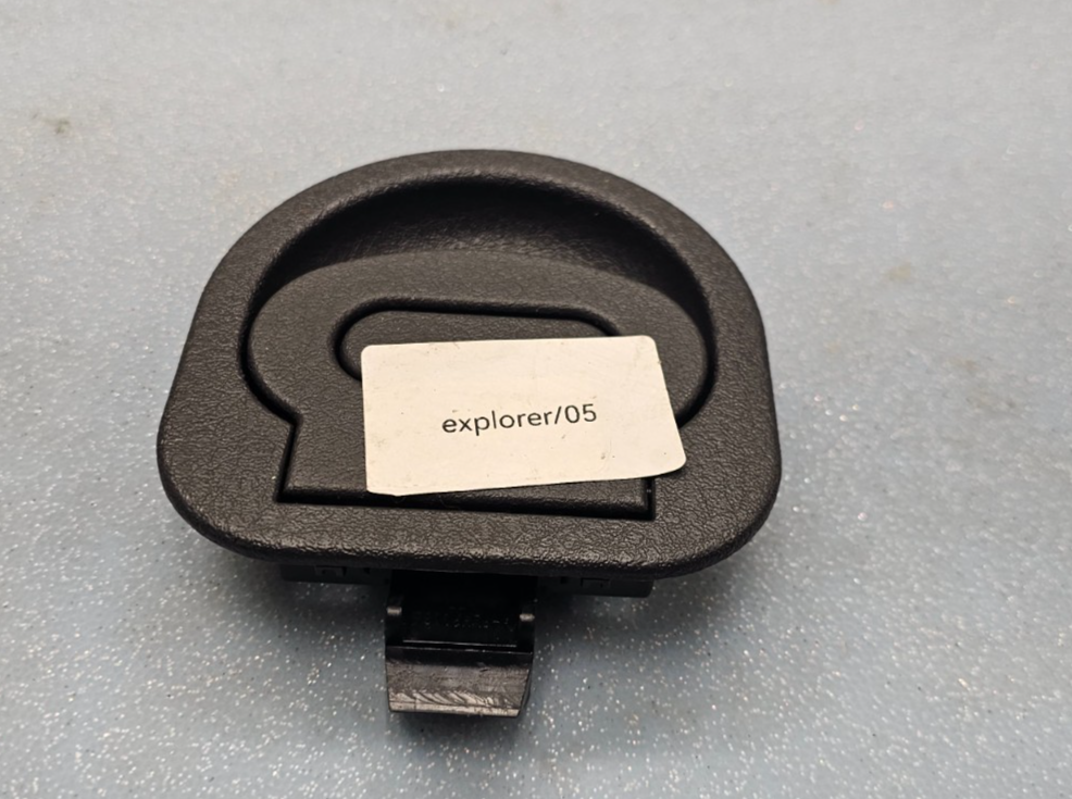 🔥02-06 expedition Explorer Rear Cargo Floor Latch Handle Assembly Black