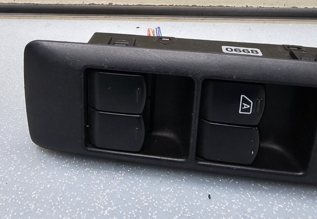 11-15 NISSAN ROGUE FRONT LEFT DRIVER MASTER POWER WINDOW SWITCH ASSEMBLY BLACK
