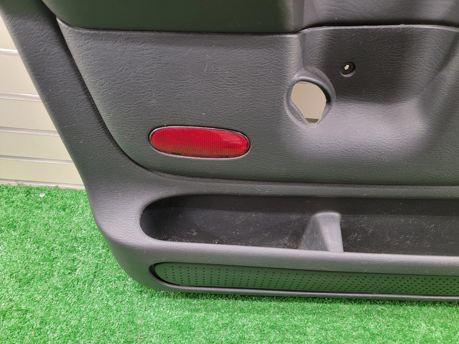 🔥02-05 Dodge RAM Interior Door Panel Front LEFT DRIVER SIDE BLACK Auto D11