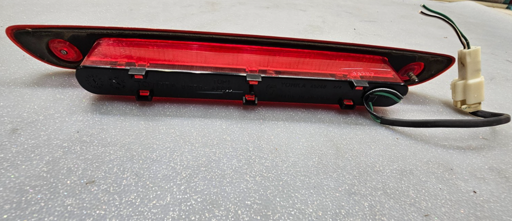 🔥04-10 Toyota Sienna Lift Gate High Mount LED 3rd Third Brake Light Tail Light