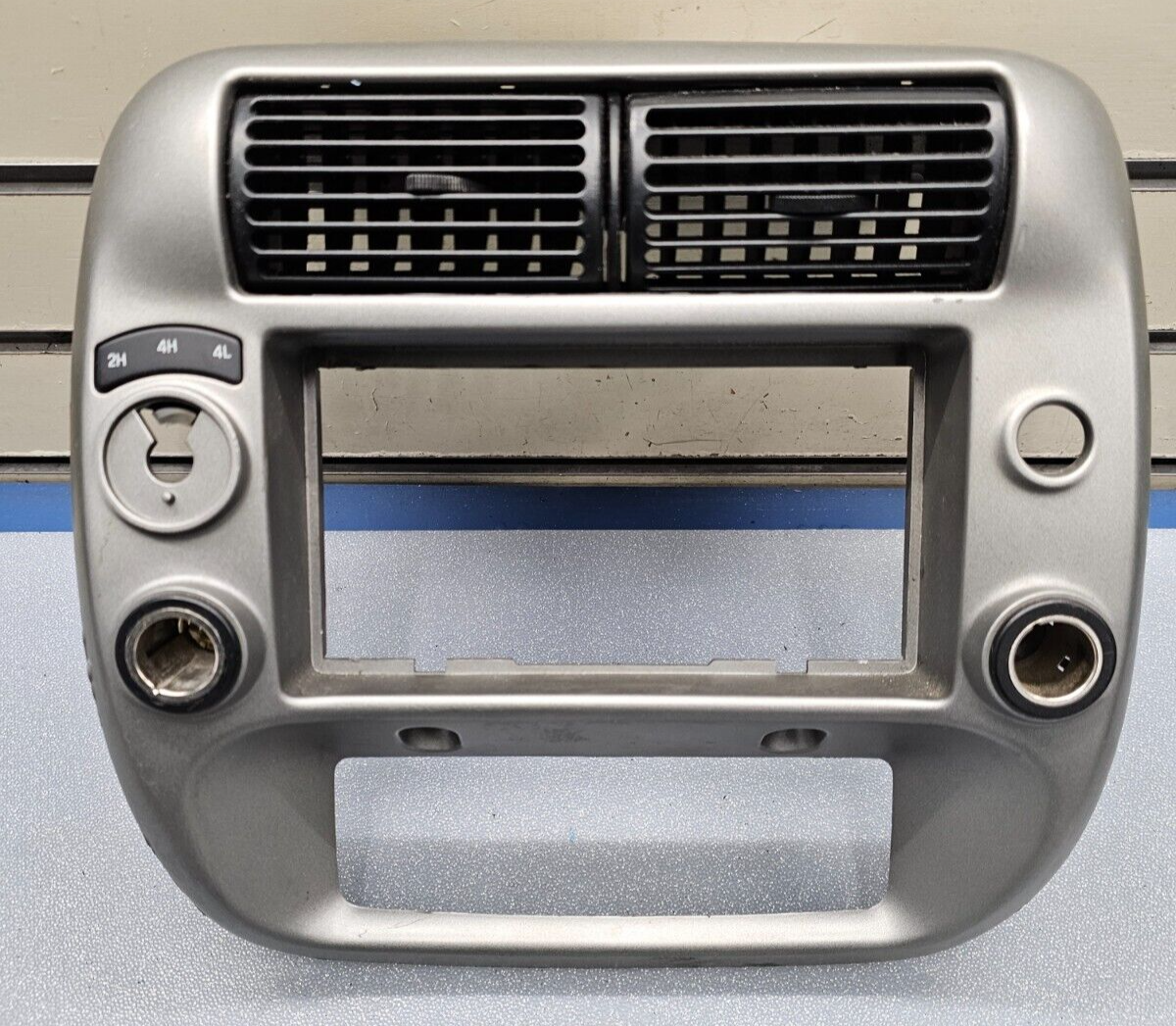 95-10 Ford Ranger EXPLORER Center Dash Radio Trim Surround Bezel Trim SILVER B2