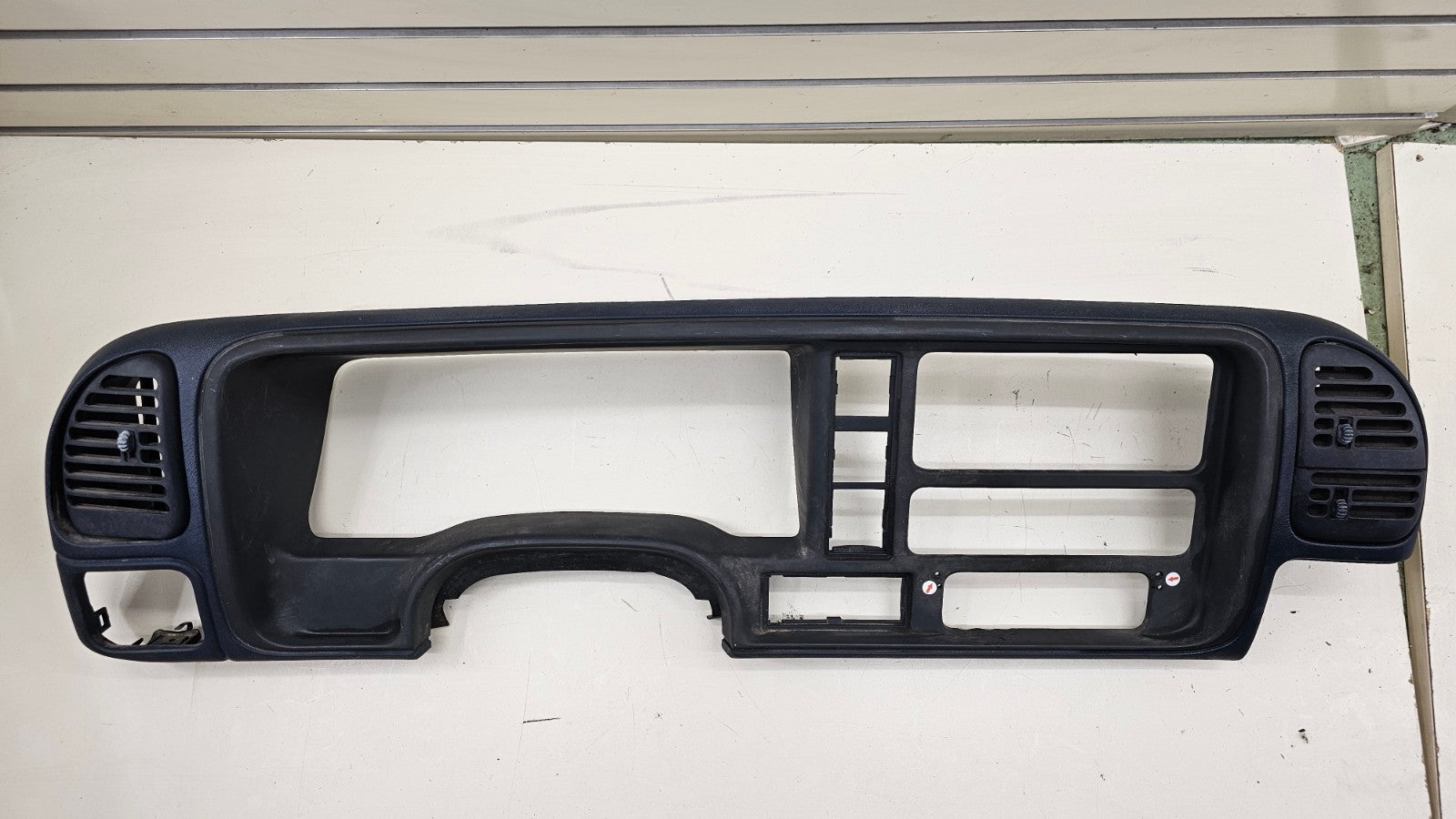 🔥95-99 Chevy GMC C/K Dash Instrument Cluster Speedometer Dash Bezel BLACK C3