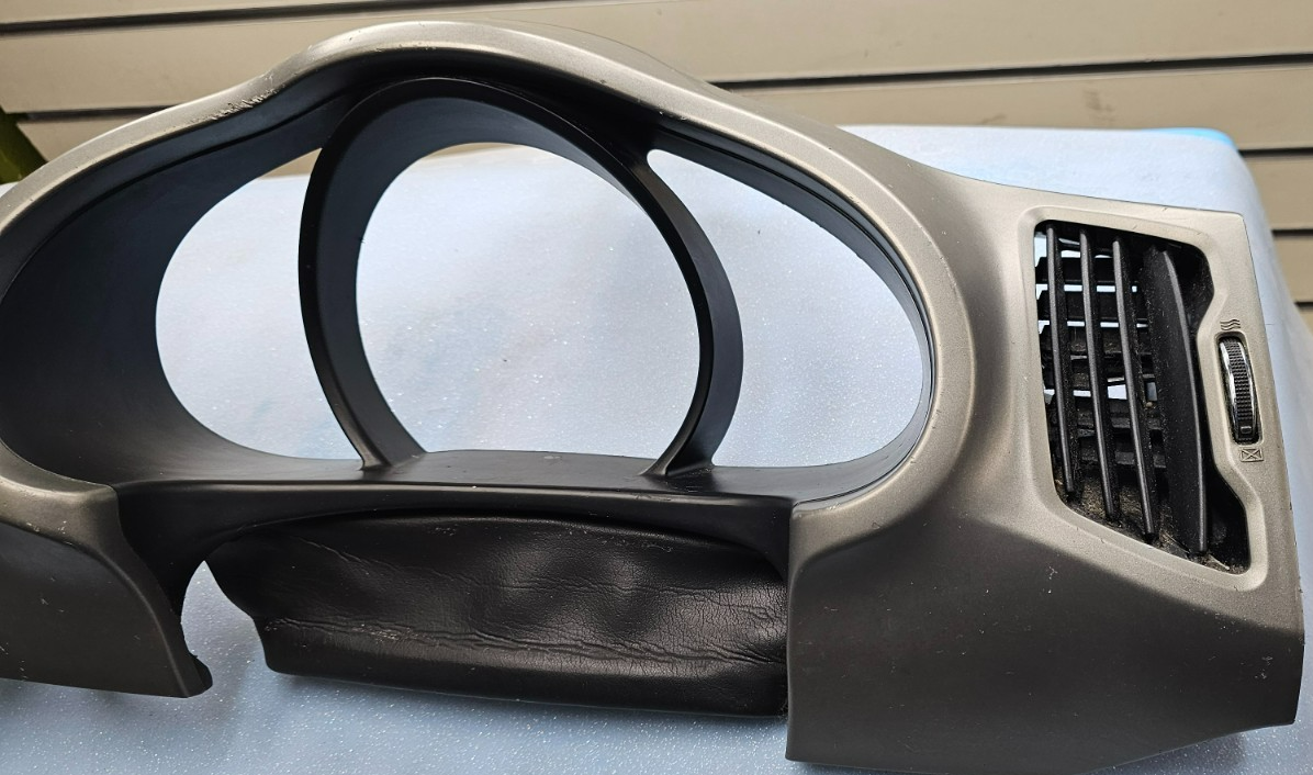 11-16 KIA SPORTAGE DASH SPEEDOMETER INSTRUMENT GAUGE CLUSTER BEZEL TRIM SILVER
