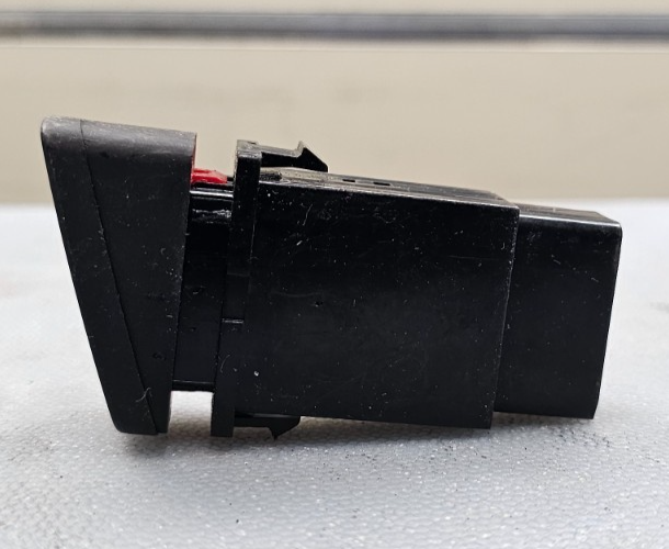 🔥04-09 Hyundai Tucson Hazard Emergency Light Lamp Control Switch Assembly Black