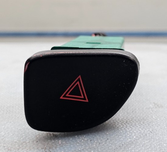 🔥00-05 Impala Monte Carlo Hazard Switch Flasher Warning Emergency Light Button