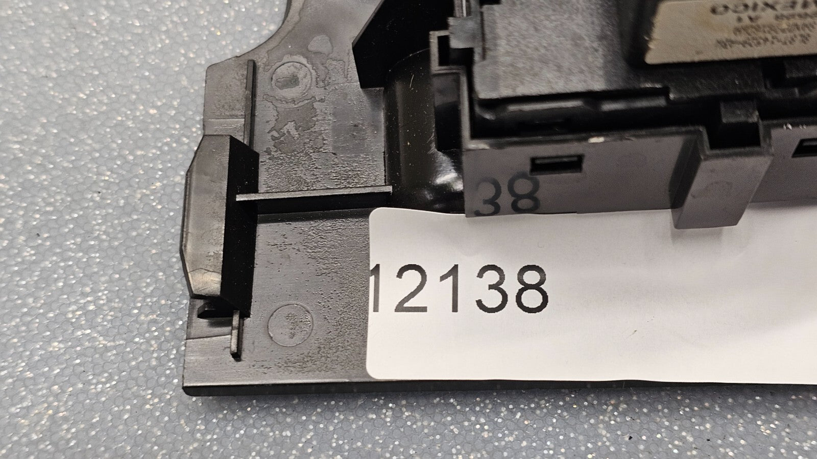 08-12 Escape Focus Front Right Passenger Door Power Window Switch Assembly Black