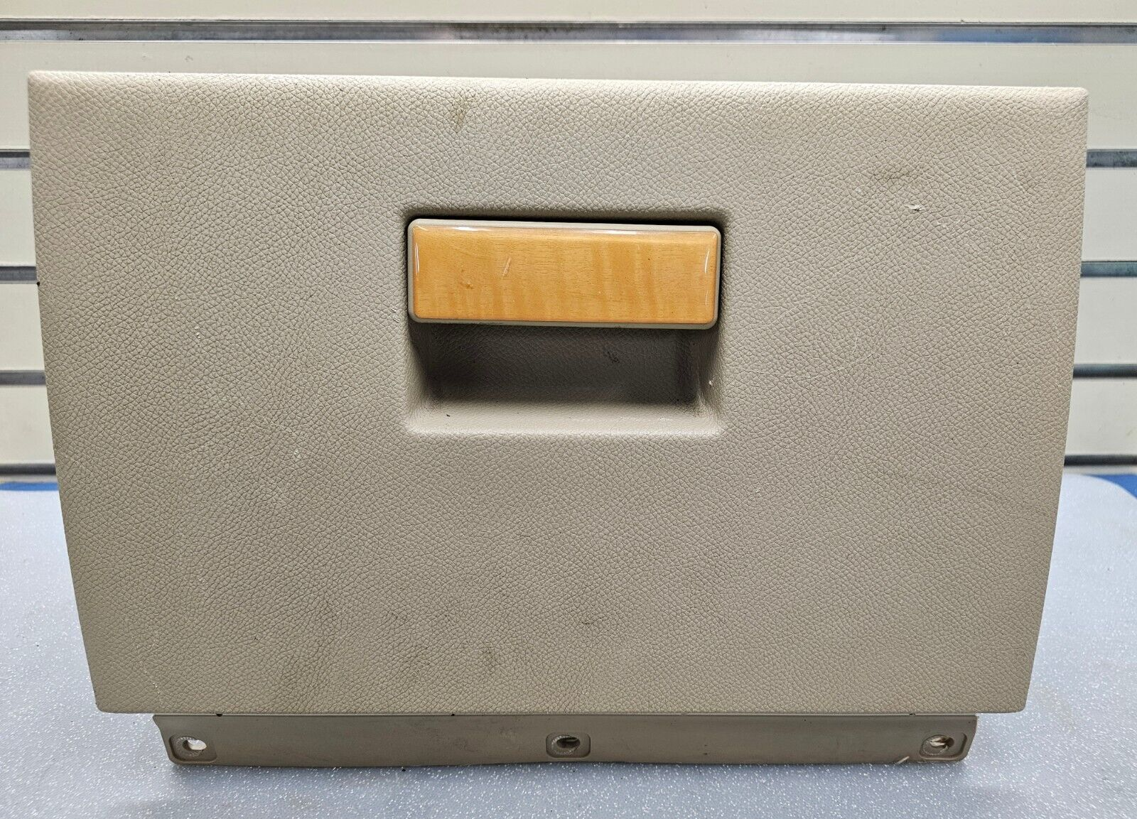 🔥07-14 Lincoln Navigator Dash Glove Storage Compartment Box Handle Assembly Tan