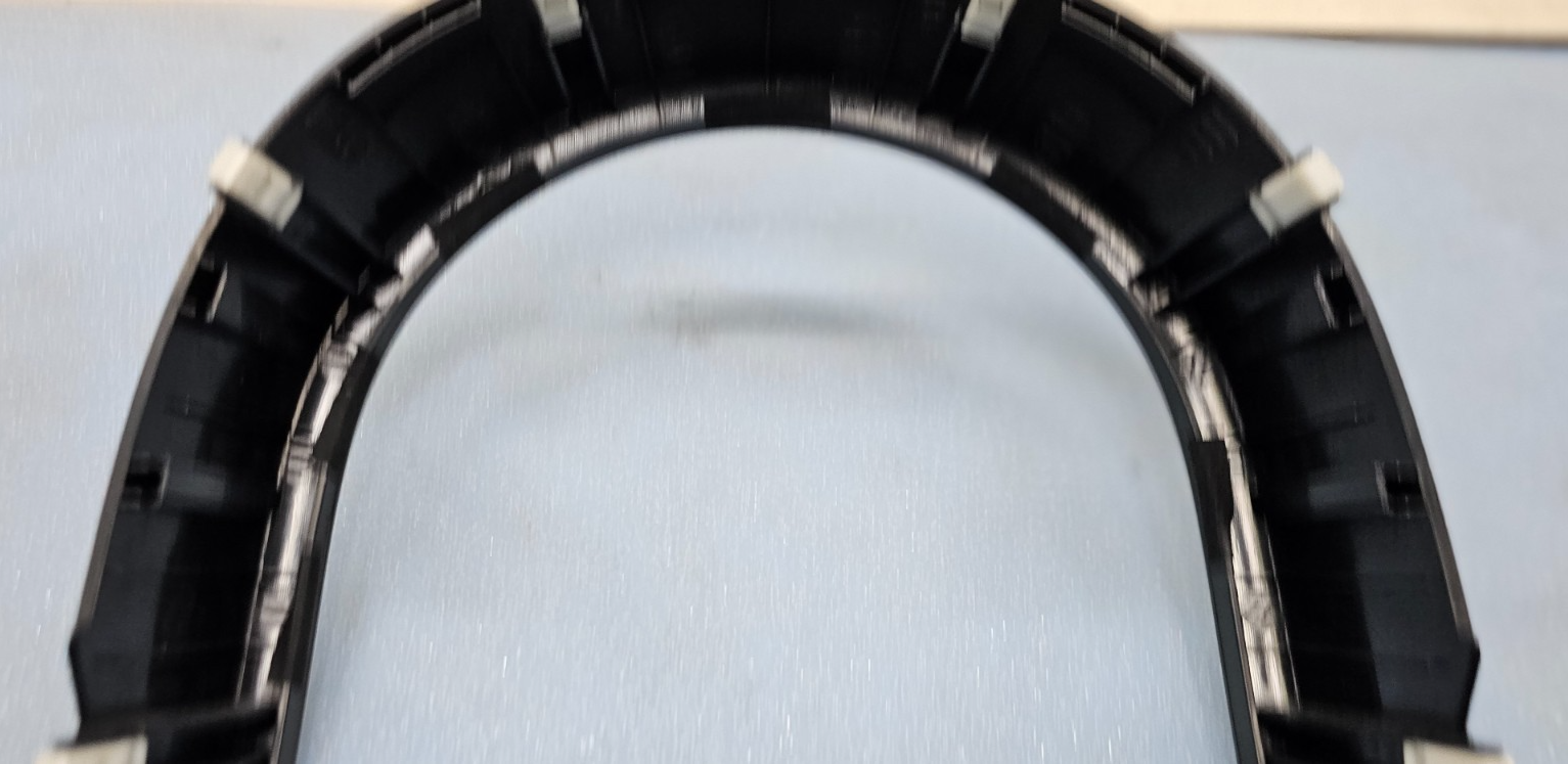 10-11 KIA SOUL PLUS CENTER DASH FM RADIO STEREO DISPLAY TRIM PANEL BEZEL GRAY