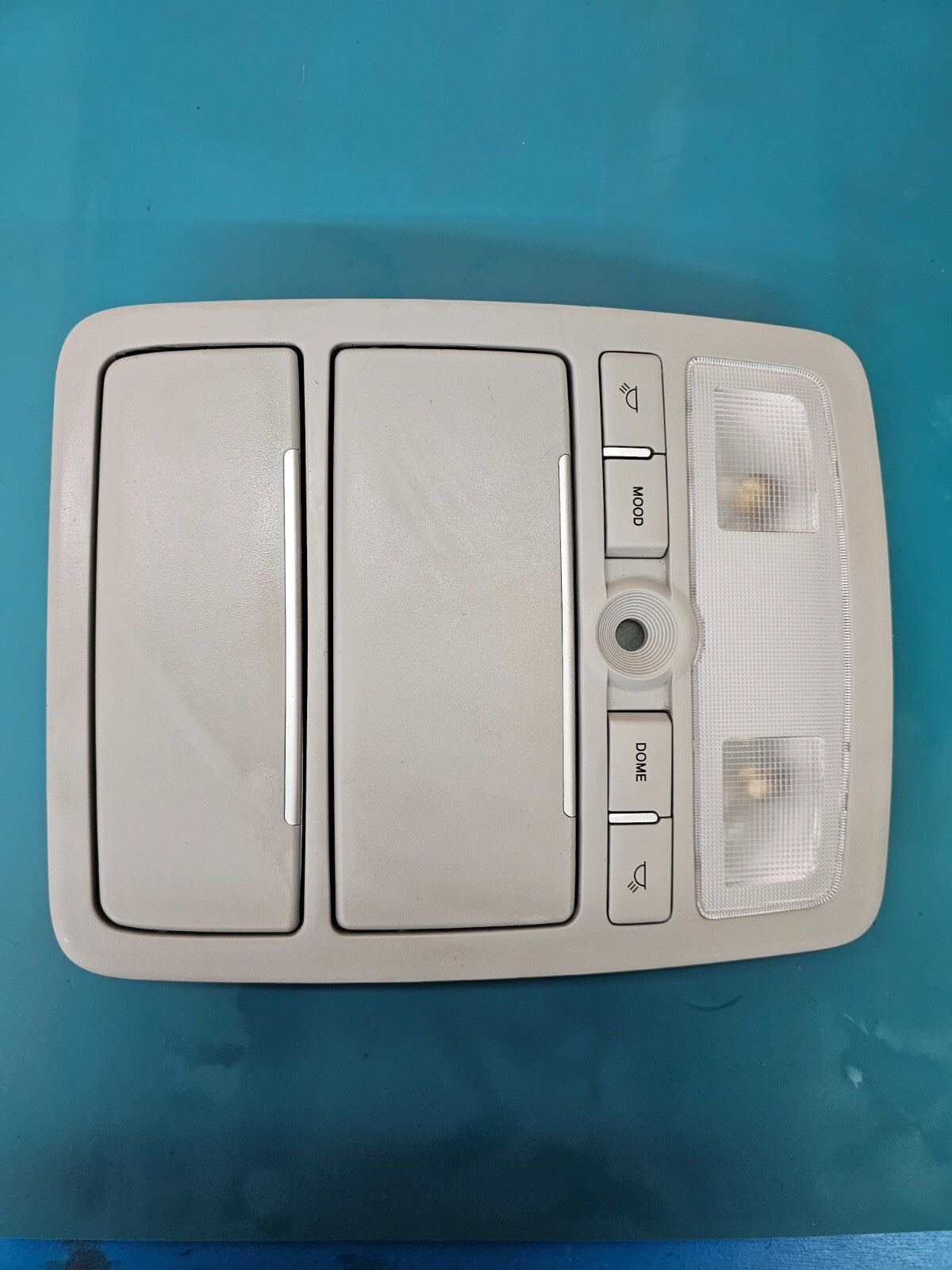 07-12 HYUNDAI VERACRUZ Overhead Console Dome Map Storage Lights Assembly LT GRAY