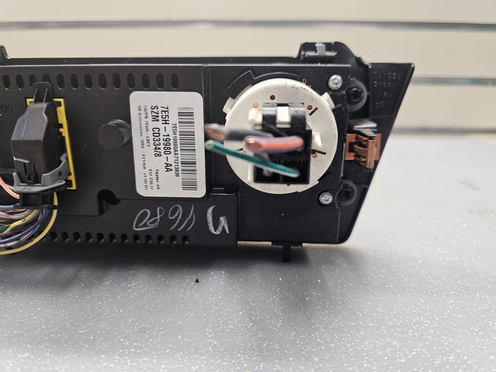 06-09 Ford Fusion Dash AC Heater Temperature Climate Control Air Conditioner OEM