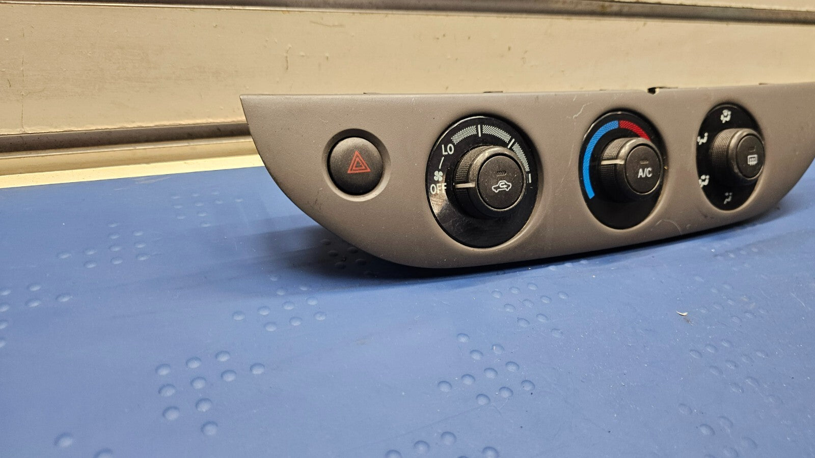 02-06 TOYOTA CAMRY Dash A/C Temperature Heater Climate Control Panel Ventilator