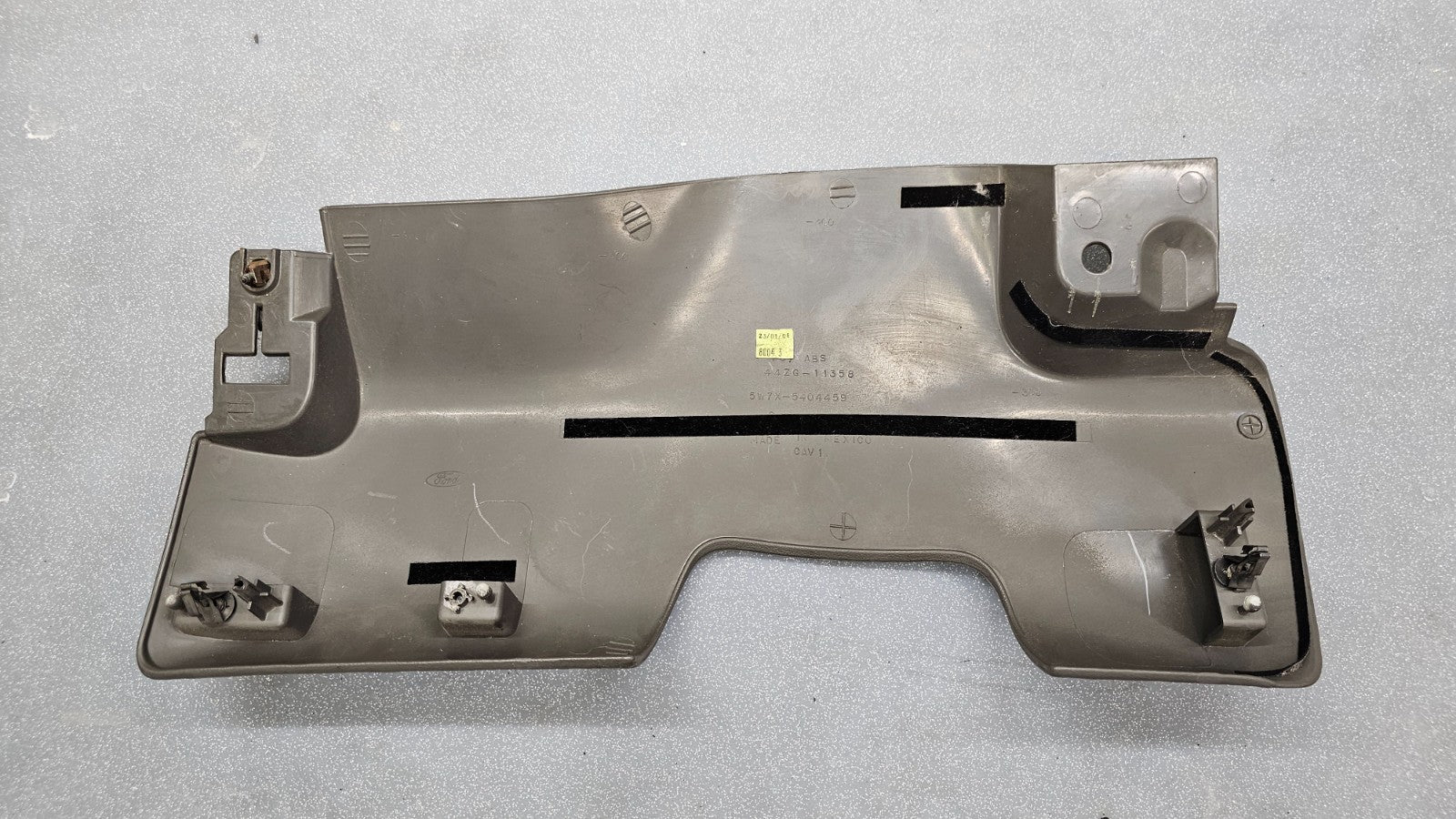 🔥06-11 Mercury Grand Marquis Wheel Column Knee Bolster Under Dash Cover Gray