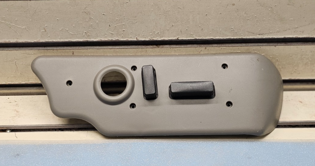 🔥03-06 SILVERADO SIERRA Front RIGHT PASSENGER Seat Adjuster Heat SWITCH Tan