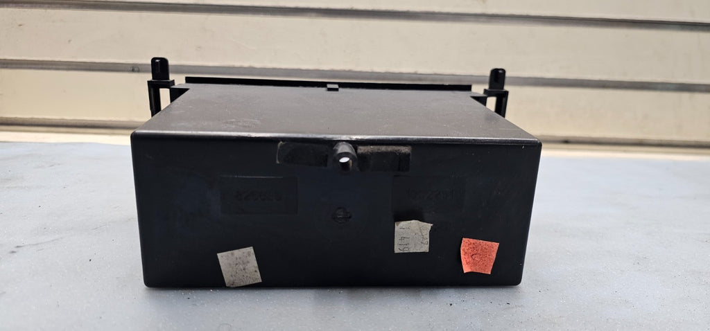 🔥04-08 Pontiac Grand Prix Center Dash Lower Tray Storage Box Inert Black OEM