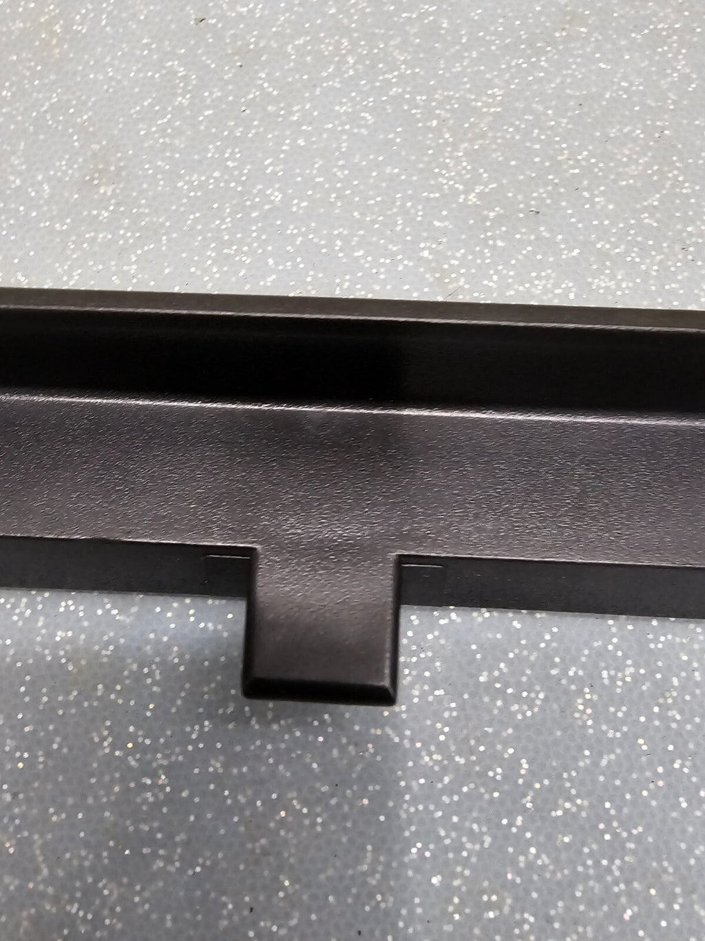 🔥07-13 Chevy Silverado Sierra Center floor Console lower compartment Lid latch