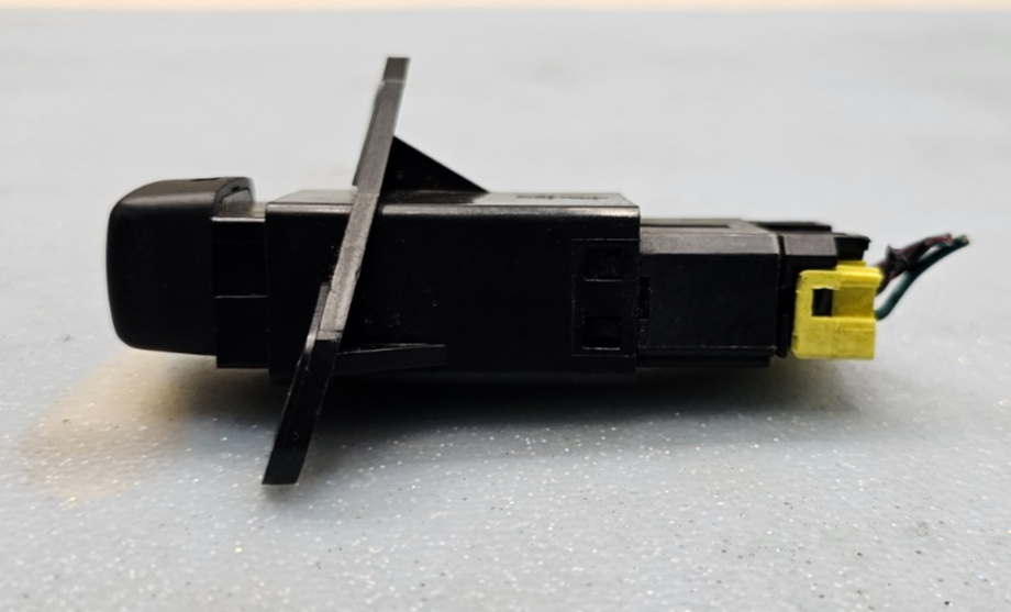 🔥99-02 Ford Expedition Navigator Rear Defroster Control Switch Assembly Black