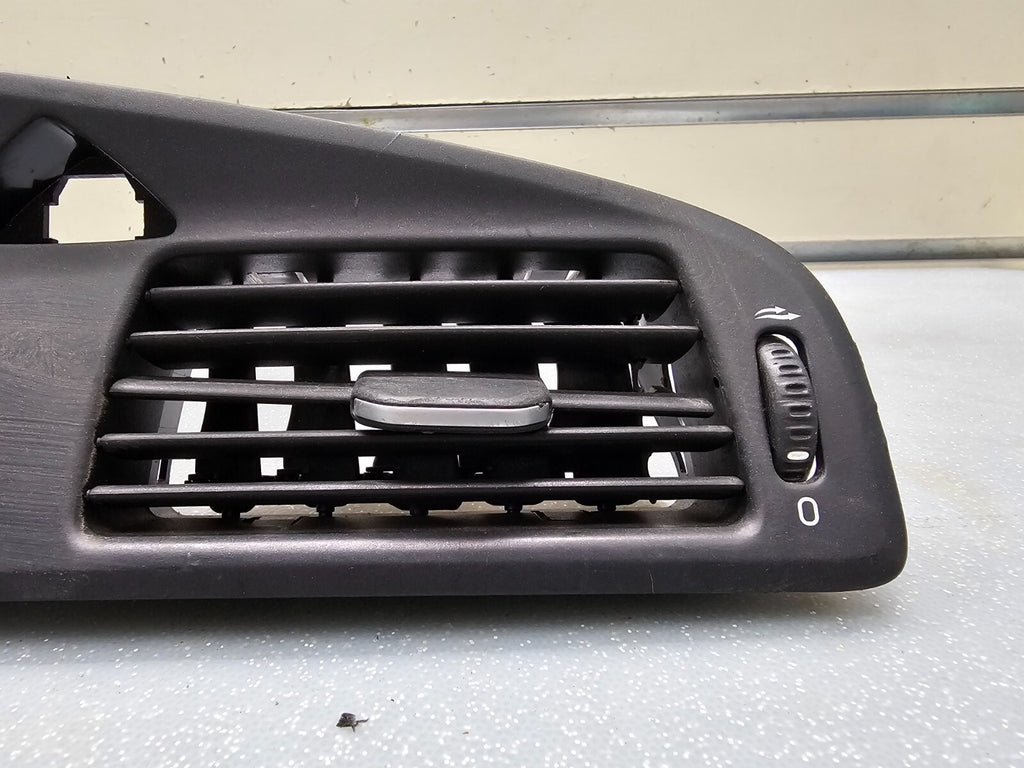 🔥04-09 Volvo S60 Dash Center AC Vent Grill Air Duct Trim Hazard Switch Cover